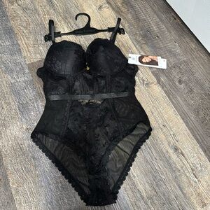 Daisy Fuentes Black Lace Bra